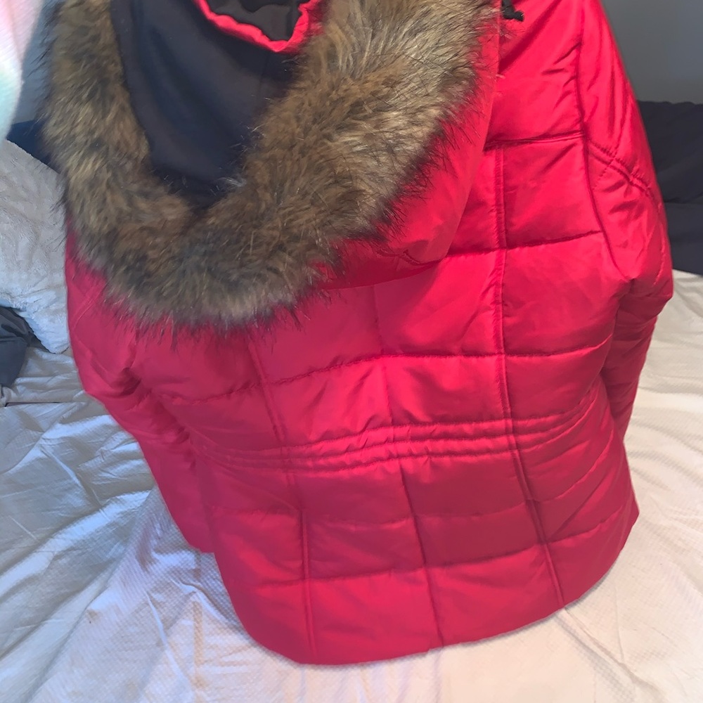 Red Jacket - Picture 8 of 8